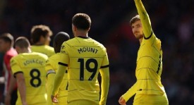 詹俊点评曼联：超2亿投入仅胜1场，343阵型适应性成关键